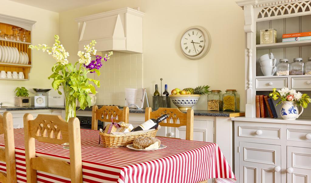 Courtyard Cottages Tralee Oda fotoğraf